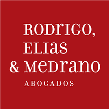 Rodrigo Elias & Medrano